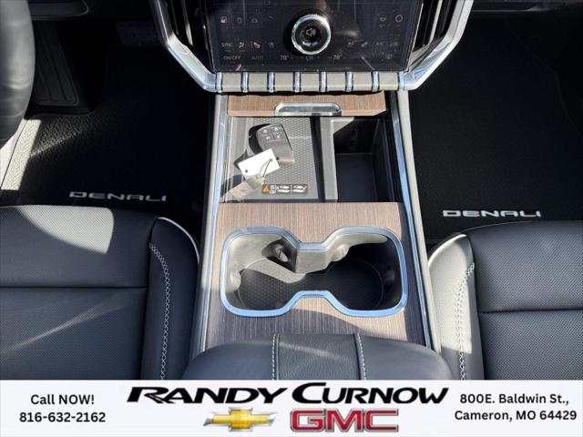 2026 GMC Acadia Denali AWD
