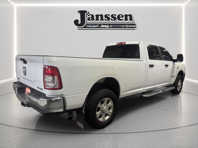 2024 Ram 3500 Big Horn Crew Cab 4x4 8' Box