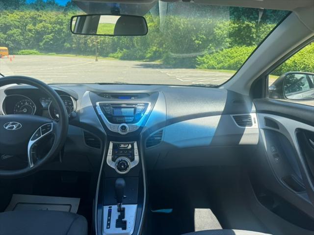 2012 Hyundai Elantra GLS