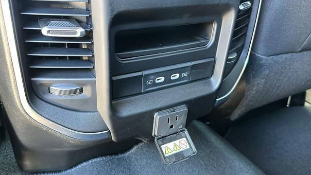 2026 Ram 2500 Big Horn Crew Cab 4x4 6'4" Box