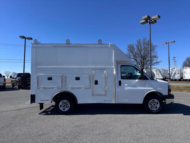 2026 GMC Savana Cutaway Work Van