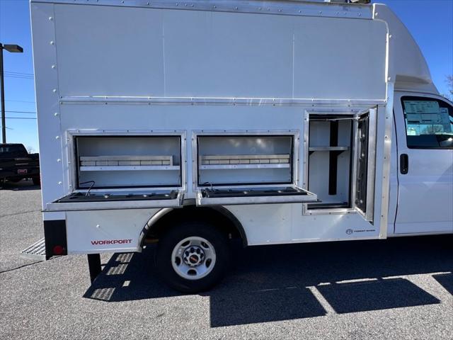 2026 GMC Savana Cutaway Work Van