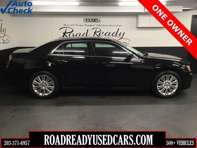 2013 Chrysler 300 Motown for sale in Bridgeport, CT