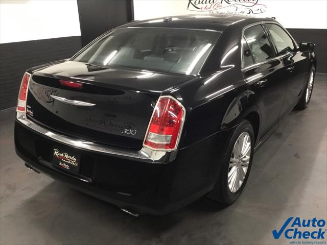 2013 Chrysler 300 Motown
