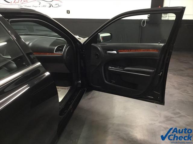 2013 Chrysler 300 Motown