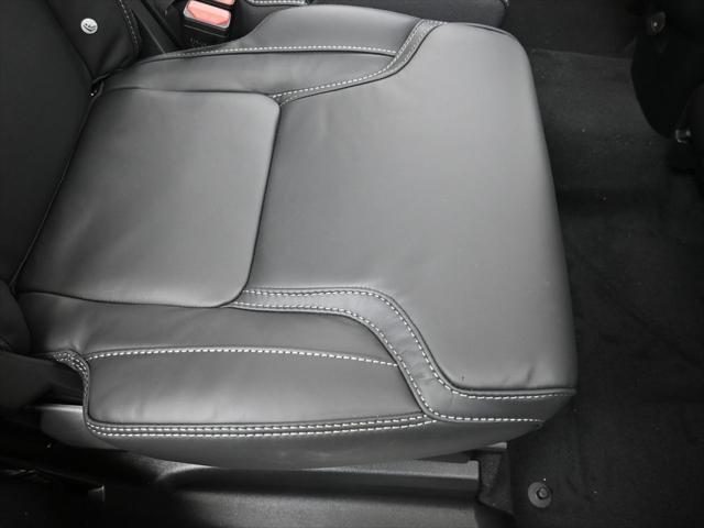 2026 Volvo XC90 Ultra, B6 AWD Gas (mild hybrid), Gasoline, Bright, 7 Seats