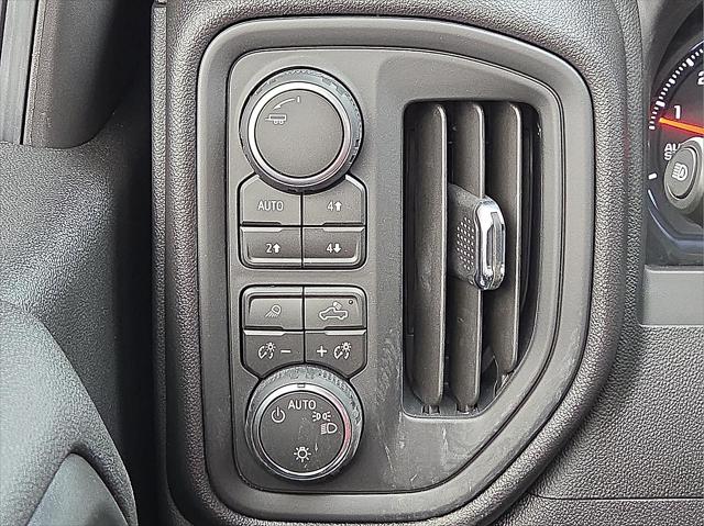 2026 Chevrolet Silverado 1500 4WD Regular Cab Standard Bed WT