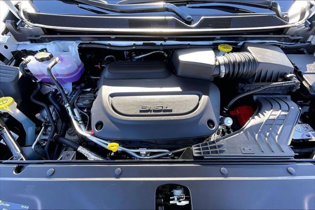 New 2026 Chrysler Pacifica For Sale in Millington, TN