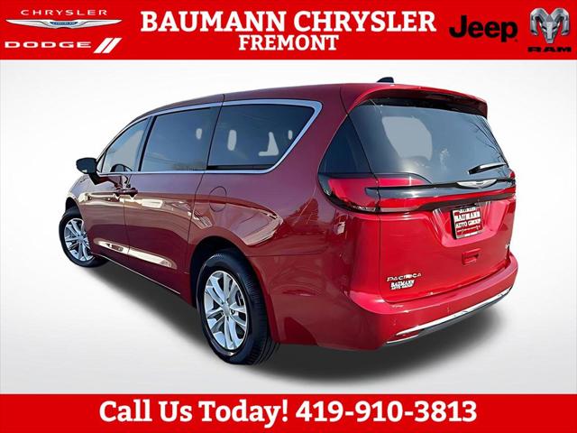 2026 Chrysler Pacifica Select AWD