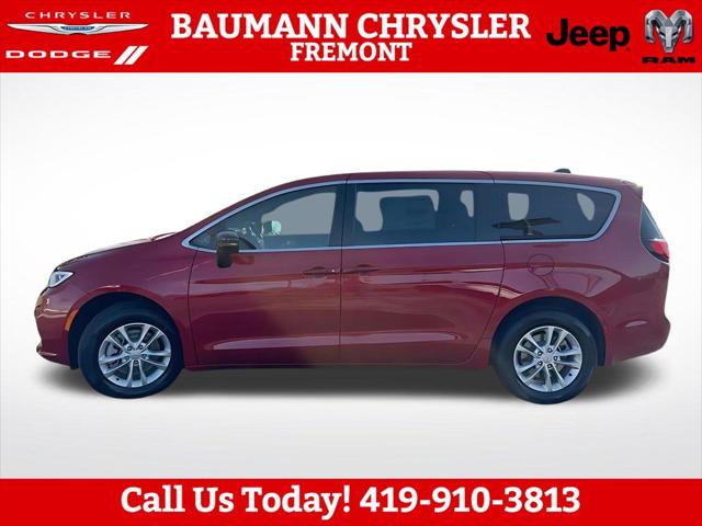 2026 Chrysler Pacifica Select AWD