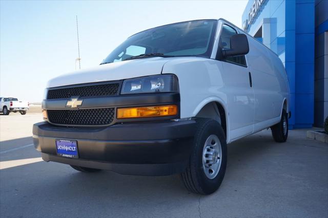 2026 Chevrolet Express Cargo Van 2500 Extended Wheelbase, WT, RWD