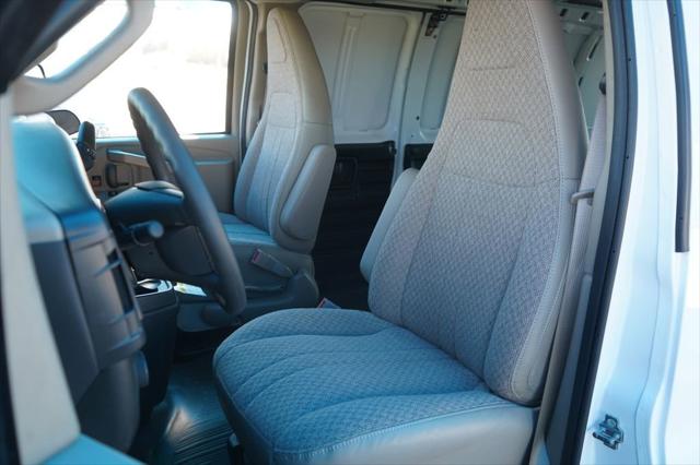 2026 Chevrolet Express Cargo Van 2500 Extended Wheelbase, WT, RWD