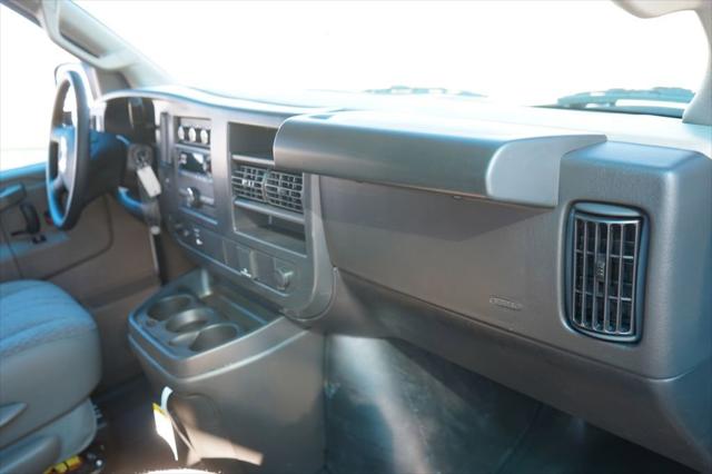 2026 Chevrolet Express Cargo Van 2500 Extended Wheelbase, WT, RWD