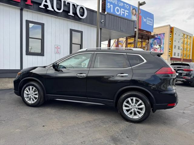 2018 Nissan Rogue SV