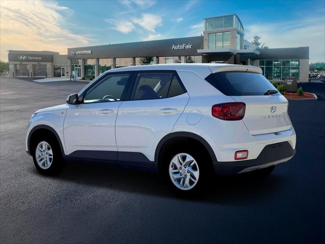 2026 Hyundai Venue SE