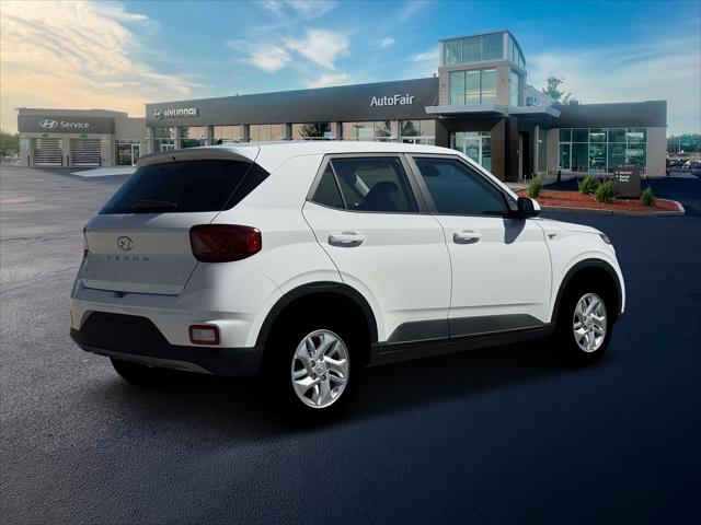 2026 Hyundai Venue SE