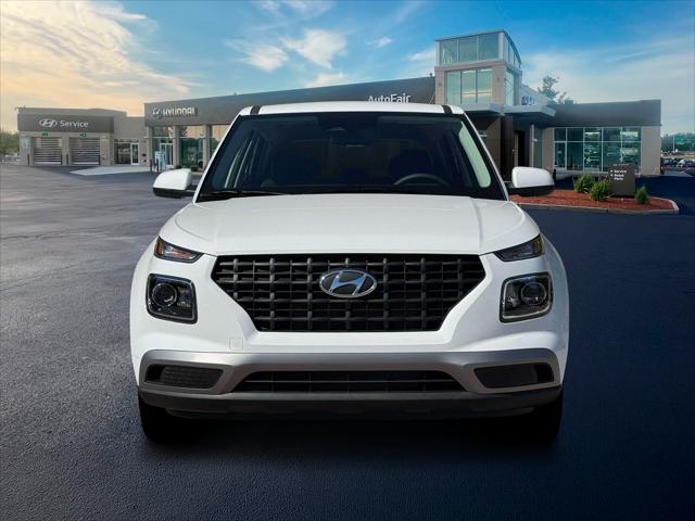 2026 Hyundai Venue SE