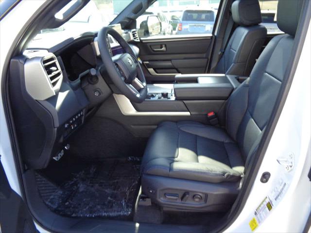 2026 Toyota Tundra Platinum Hybrid CrewMax 5.5' Bed
