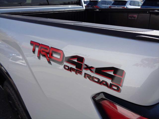 2026 Toyota Tundra Platinum Hybrid CrewMax 5.5' Bed
