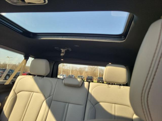 2026 Jeep Grand Wagoneer Summit Obsidian 4x4