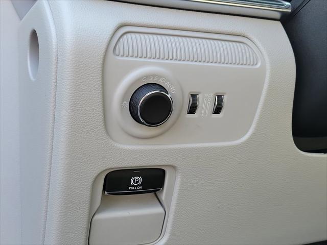 2026 Jeep Grand Wagoneer Summit Obsidian 4x4