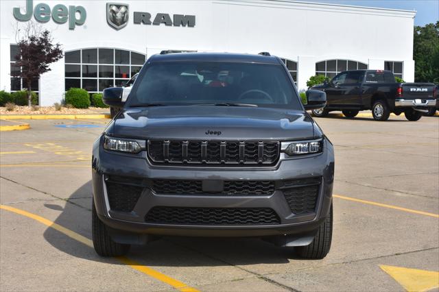 2026 Jeep Grand Cherokee GRAND CHEROKEE L LAREDO ALTITUDE 4X4