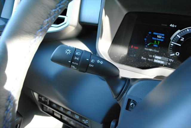2026 Toyota Tundra Platinum Hybrid CrewMax 5.5' Bed