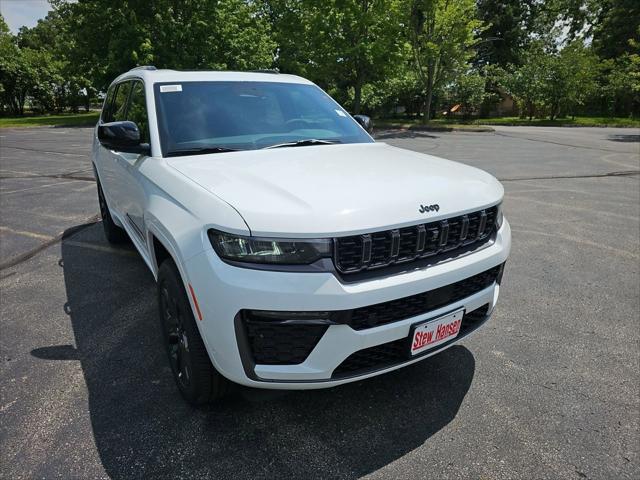 2026 Jeep Grand Cherokee Limited Reserve
