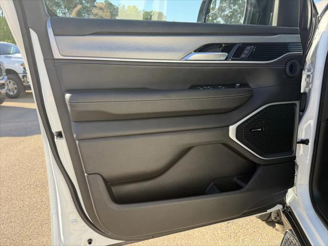 2026 Jeep Grand Wagoneer Upland