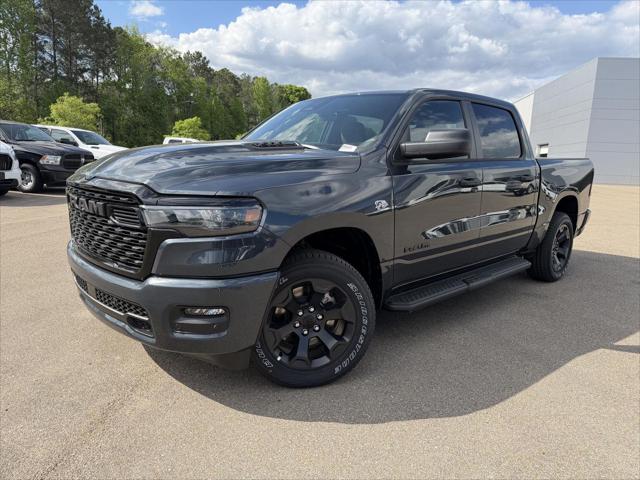 2026 RAM Ram 1500 RAM 1500 EXPRESS CREW CAB 4X4 57 BOX