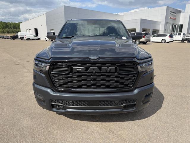 2026 RAM Ram 1500 RAM 1500 EXPRESS CREW CAB 4X4 57 BOX