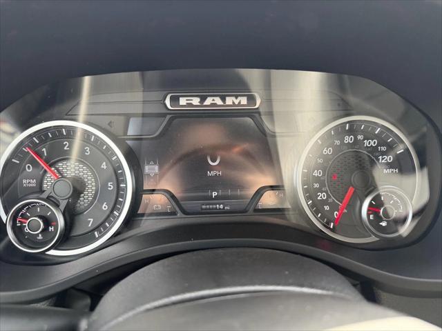 2026 Ram 1500 Express Crew Cab 4x4 5'7" Box