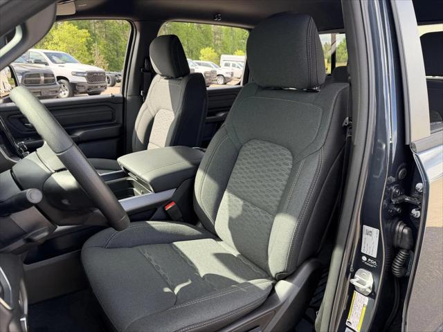 2026 Ram 1500 Express Crew Cab 4x4 5'7" Box