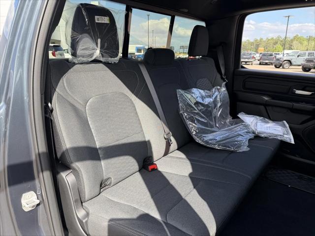 2026 Ram 1500 Express Crew Cab 4x4 5'7" Box
