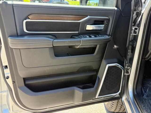 2024 Ram 2500 Laramie Crew Cab 4x4 6'4" Box