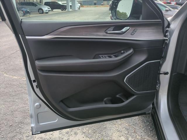 2026 Jeep Grand Cherokee L Limited 4x2