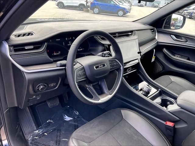 2026 Jeep Grand Cherokee L Altitude 4x4
