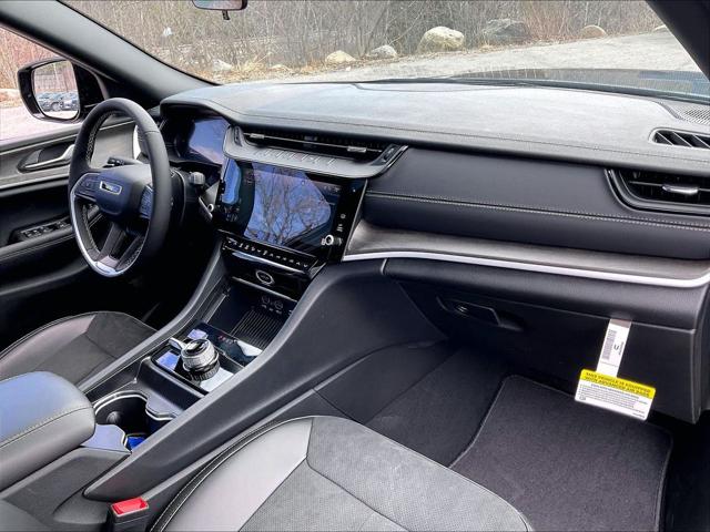 2026 Jeep Grand Cherokee L Altitude 4x4