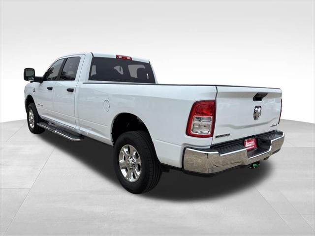 2024 RAM 3500 Big Horn Crew Cab 4x4 8 Box