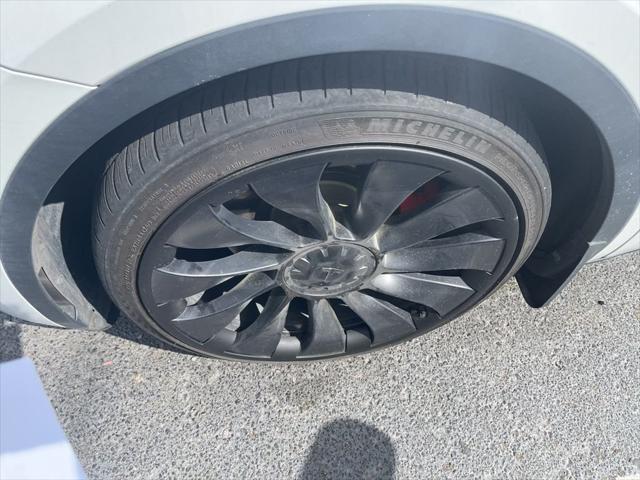 2022 Tesla Model Y Performance Dual Motor All-Wheel Drive