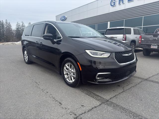 2024 Chrysler Pacifica Touring L 2024 Chrysler Pacifica Touring L