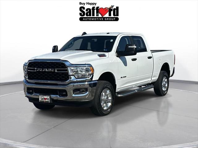 2024 RAM 2500 Big Horn Crew Cab 4x4 64 Box 2024 RAM 2500 Big Horn Crew Cab 4x4 64 Box