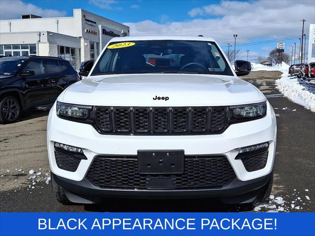 2023 Jeep Grand Cherokee Limited 4x4 2023 Jeep Grand Cherokee Limited 4x4