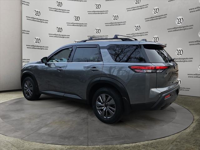 2022 Nissan Pathfinder SV 2WD