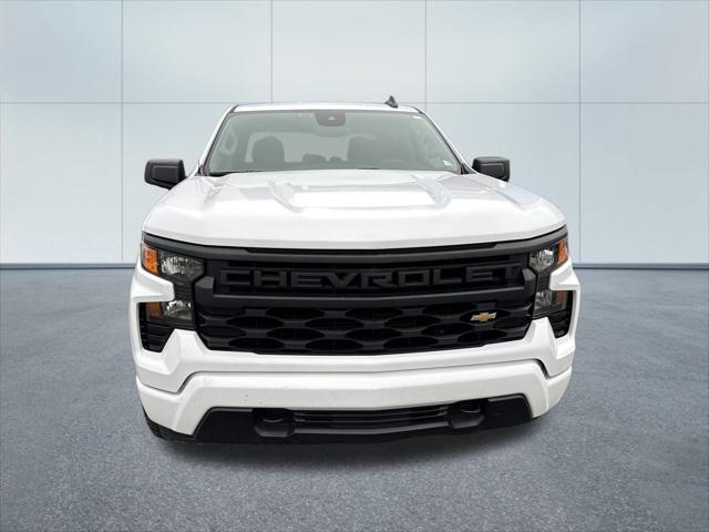 2023 Chevrolet Silverado 1500 4WD Crew Cab Short Bed Custom