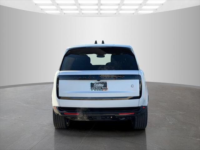 2026 Land Rover Range Rover P615 SV
