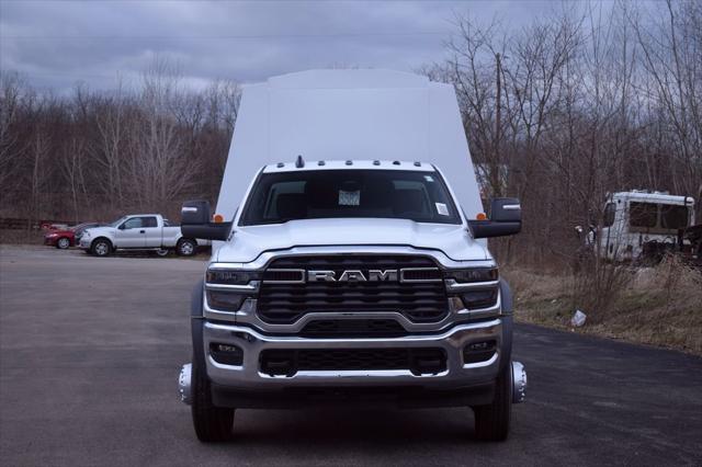 2026 RAM Ram 5500 Chassis Cab RAM 5500 TRADESMAN CHASSIS REGULAR CAB 4X4 84 CA 2026 RAM Ram 5500 Chassis Cab RAM 5500 TRADESMAN CHASSIS REGULAR CAB 4X4 84 CA