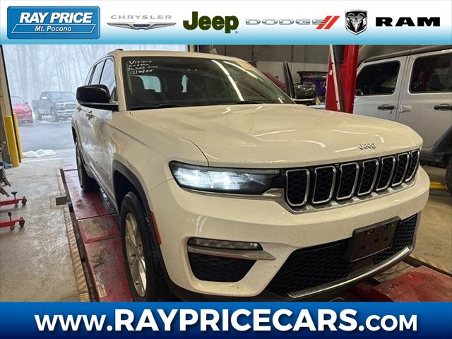 2023 Jeep Grand Cherokee Limited 4x4 2023 Jeep Grand Cherokee Limited 4x4