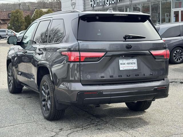 2024 Toyota Sequoia Platinum