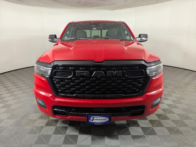 2025 RAM Ram 1500 RAM 1500 BIG HORN CREW CAB 4X4 64 BOX